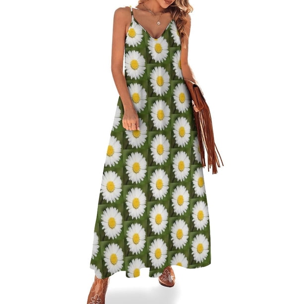 Primer plano de una hermosa flor de margarita amarilla y blanca salvaje Vestido sin mangas Vestido mujer vestido largo vestidos de mujer para mujer