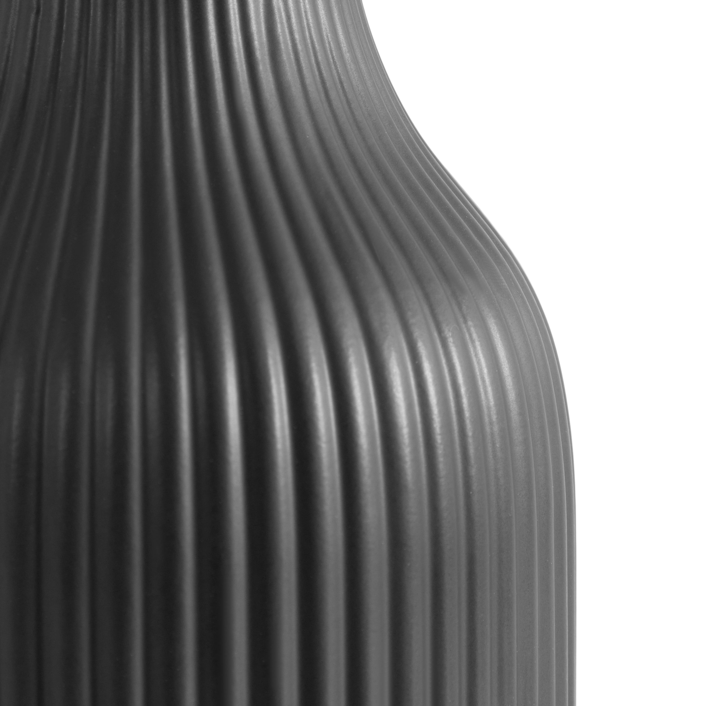 (2 pack) Better Homes and Gardens 6.5" and 8" Black Ceramic Vase 2 piece Set