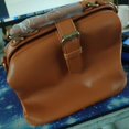 thumbnail image 3 of Vintage Manual Paint Vegetable-tanned Leather Doctor Bag, 3 of 3