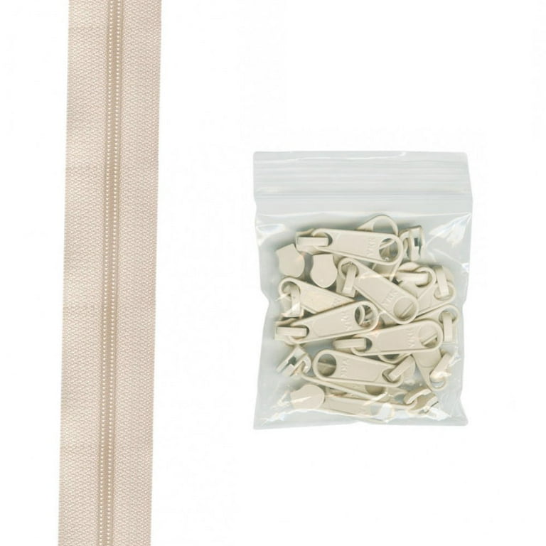 4 yards of 16mm #4.5 zipper chain and 16 Extra-Large Coordinated Pulls - Blastoff Blue 4 yards of 16mm #4.5 zipper chain and 16 Extra-Large Coordinated Pulls - Blastoff Blue