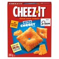 thumbnail image 2 of Les craquelins Cheez-It* Extra-fromagée, 2 of 12