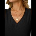 thumbnail image 1 of Camiseta Sin Mangas Estilo Bohemio con Cuello en V y Bordado de Ojales para Mujer, para Vacaciones en la Playa, Color Negro, Talla XXL, 1 of 6