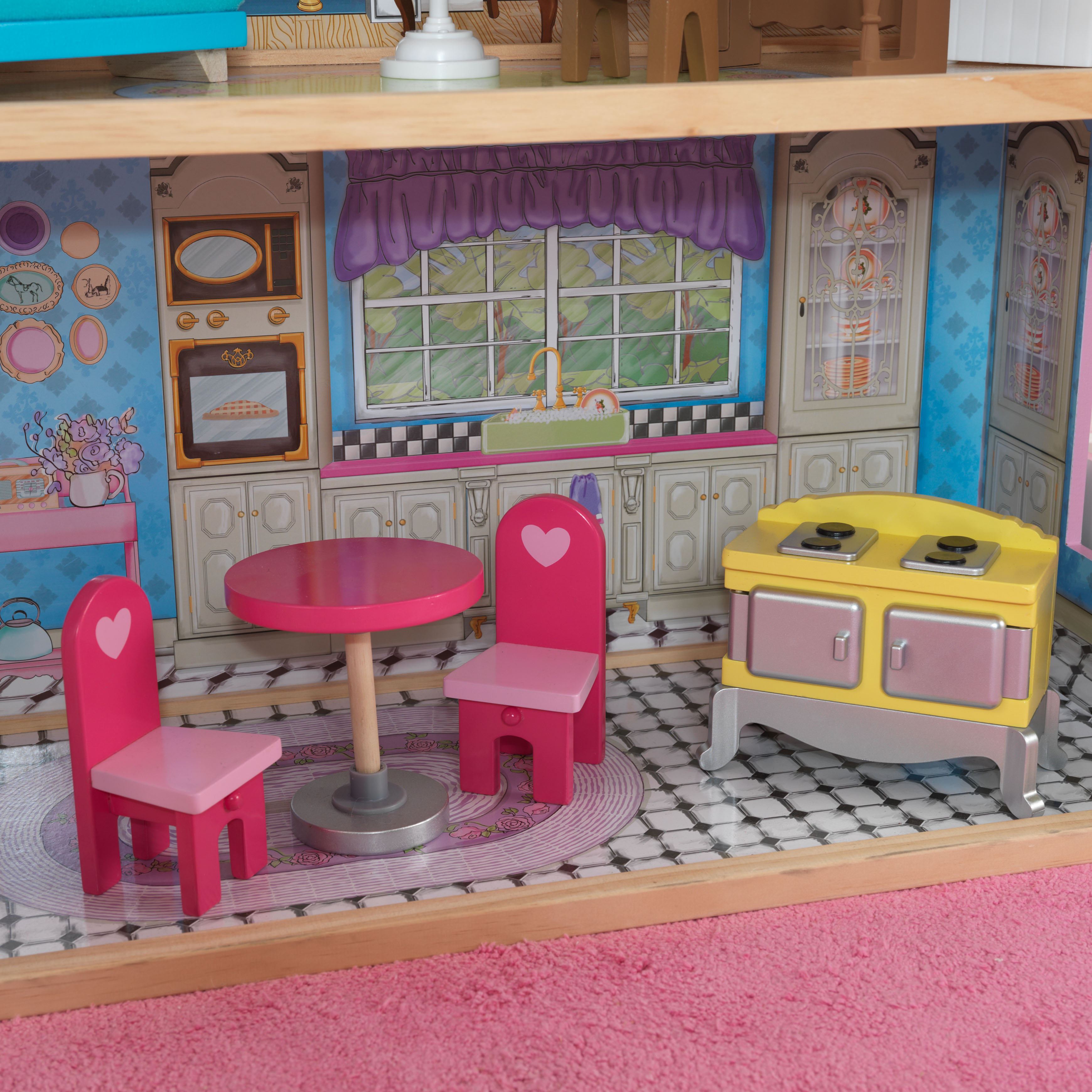 sweet and pretty dollhouse