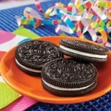 4 Pack Of OREO Chocolate Sandwich Cookies – Family Size 18.12 oz Resealable Bag, With Olive Green Bowl By ValueNest