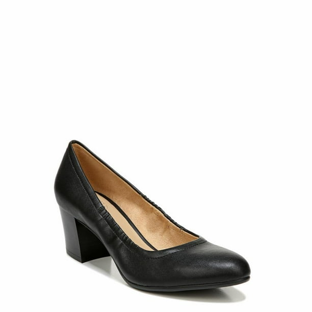 Naturalizer delta sale