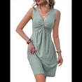 thumbnail image 1 of Vestido para Mujer con Escote en V, Sin Mangas, Diseño Torcido y Cintura Plisada en el Pecho Verde L, 1 of 9