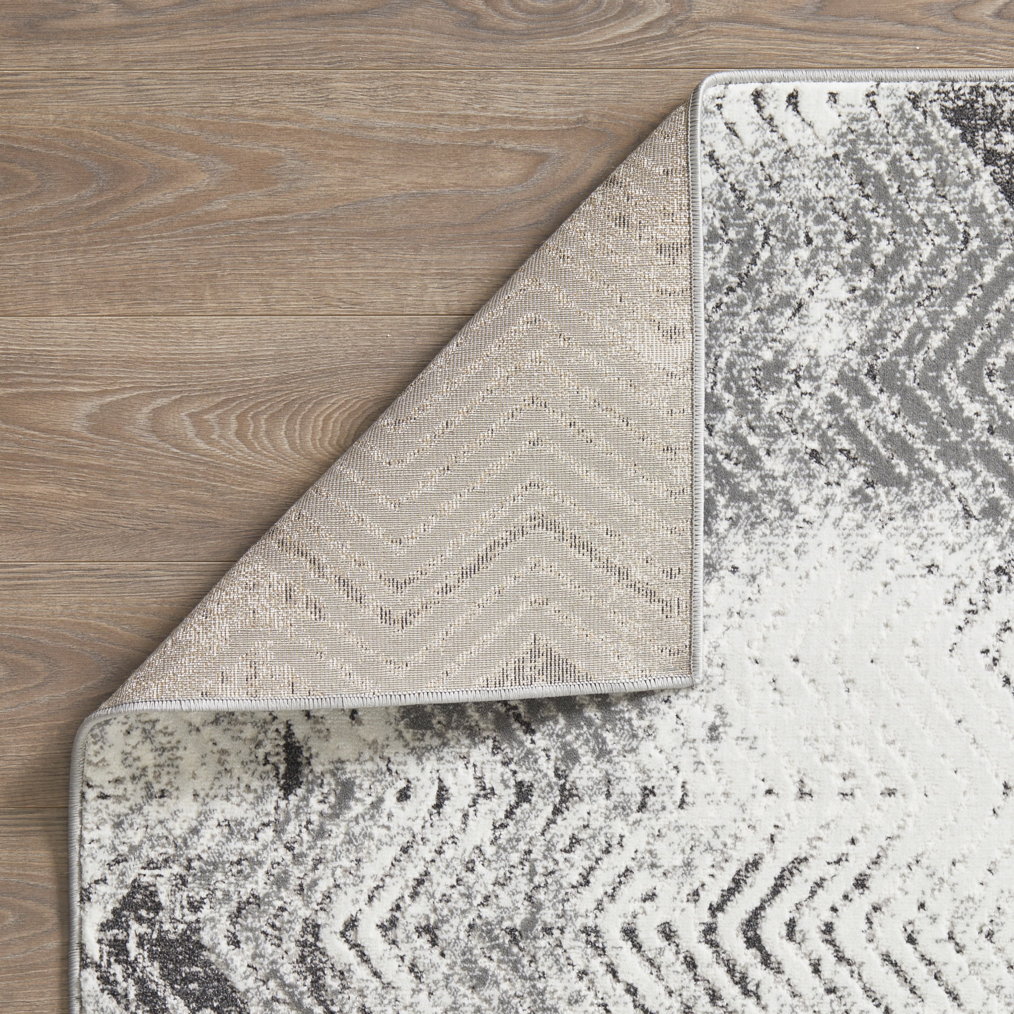 Loomaknoti Aysal Armelar 6' x 9' Grey Chevron Indoor  polypropylene Area Rug