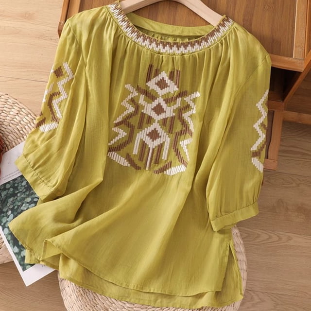 LOVZFMLL Women's Summer Tops Fashionable Embroidery Round-neck Short Sleeved