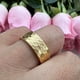 thumbnail image 5 of Anillo de tungsteno martillado de oro de 18 quilates de 8 mm para joyería de moda para hombres y mujeres Anillos de compromiso de boda Acabado mate Ajuste cómodo, 5 of 5