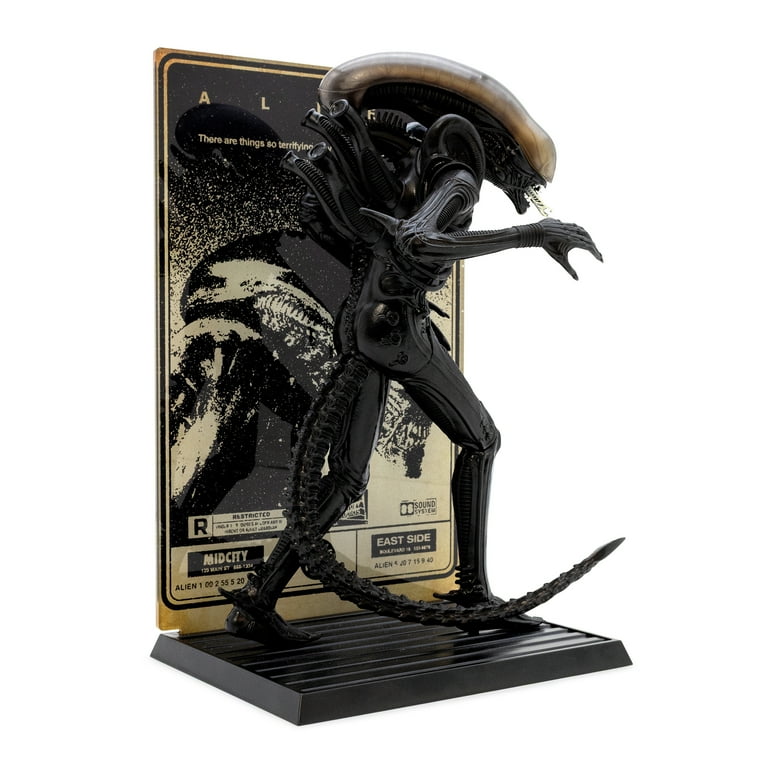 Alien Xenomorph Statue – 9-Inch Statue with Display Stand