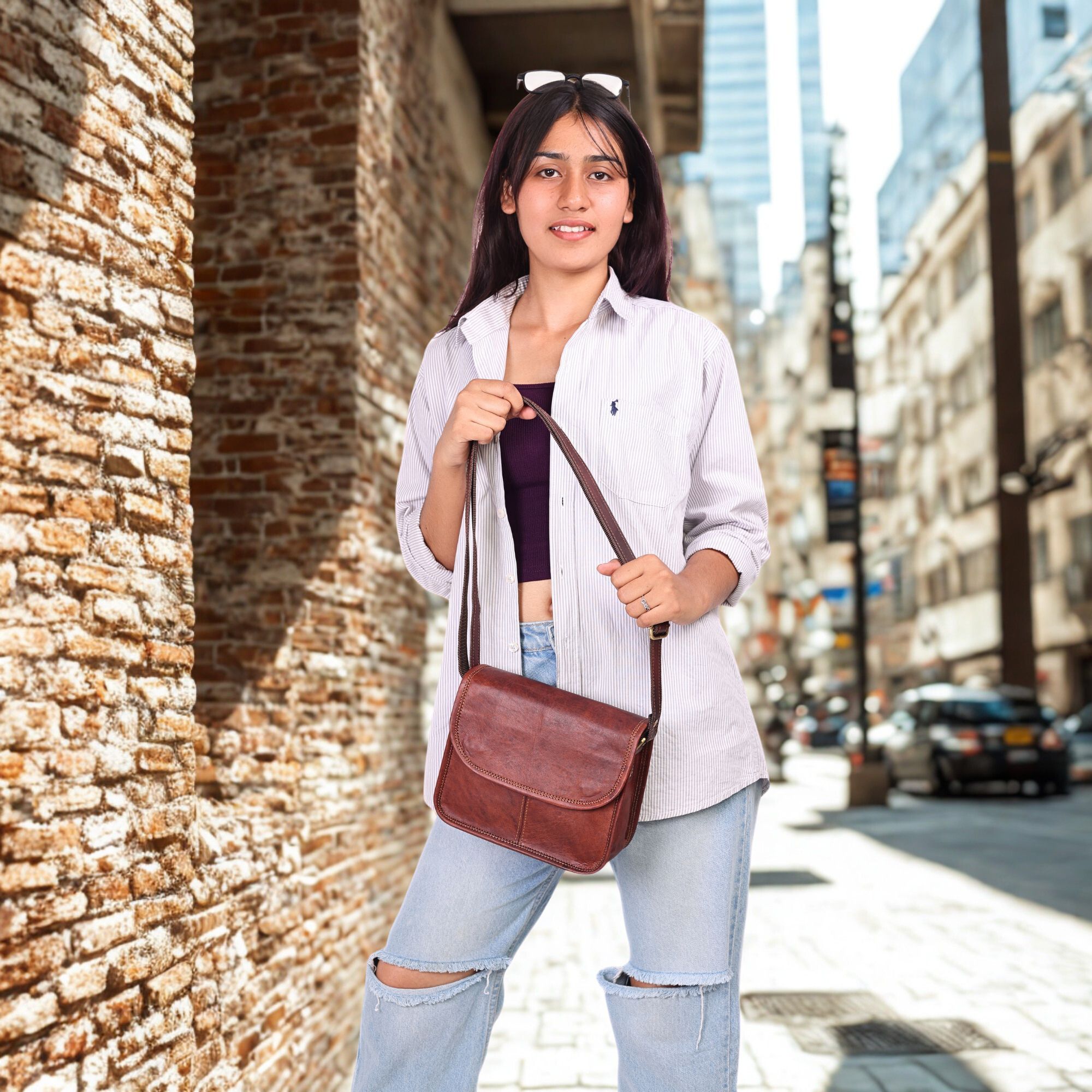 9" Small Leather Crossbody Bags for Women – Genuine Brown Leather Purse, Cute Shoulder Handbag, Vintage Cross Body Mini Bag (Brown)