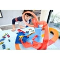 thumbnail image 4 of Hot Wheels Coffret de jeu Évasion du Volcan, 4 of 9