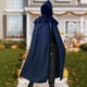 thumbnail image 5 of Disfraz Premium Capa con capucha básica de estilo vintage para hombre, capa gótica con capucha suelta para fiesta de Halloween Ygjytge Azul T M para Hombre, 5 of 5