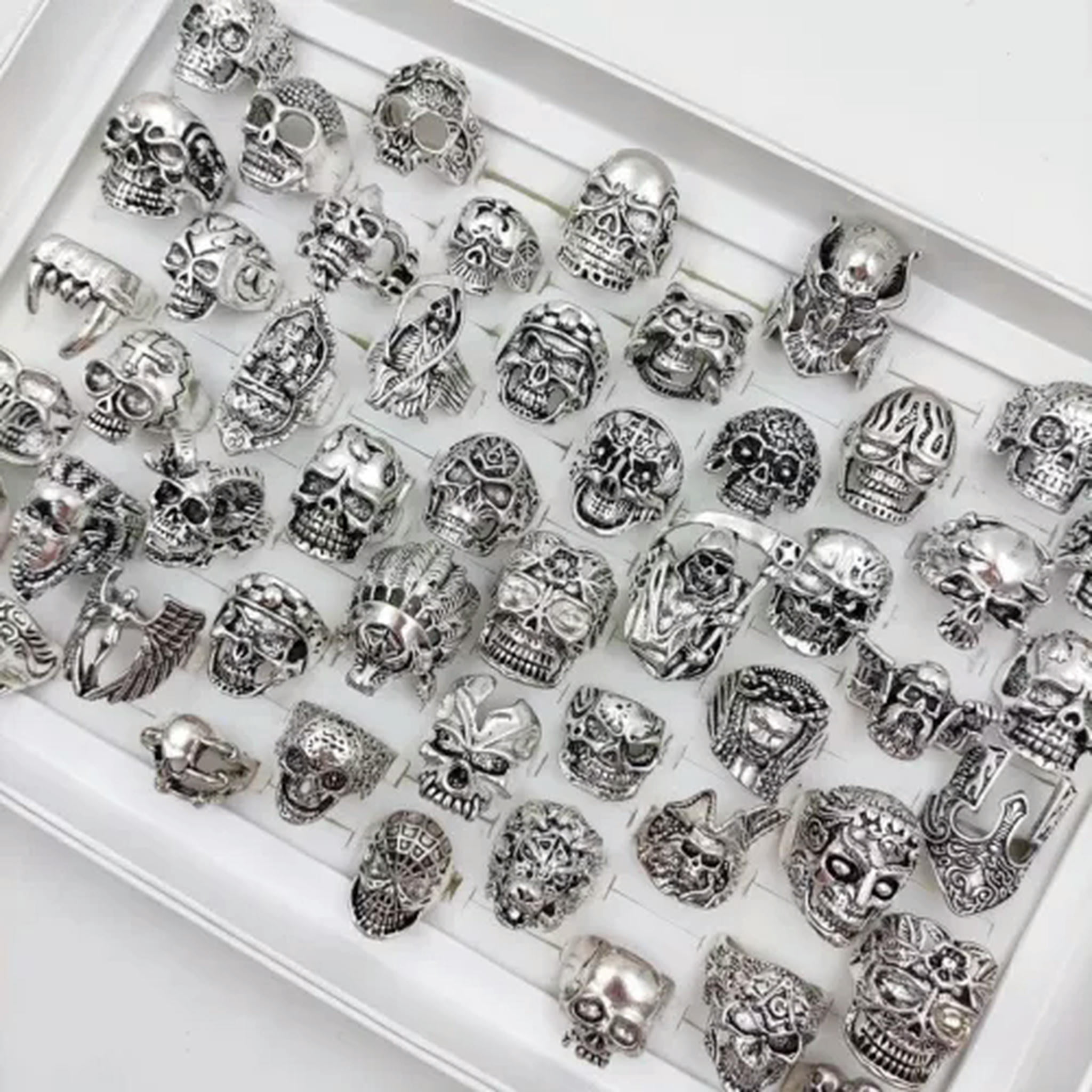 HOOUN Wholesale 100pcs Gothic Punk Skull Rings Skull Biker Vintage Charm Jewelry Gifts-20pcs Opp Bag-golden