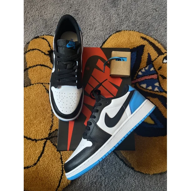 N I-K-E A i r-Jor-dan 1 Low Powder Blue UNC OG GS 7Y CZ0858-104 Brand New University