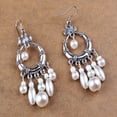 thumbnail image 3 of 1 par de pendientes colgantes bncos para bodas de aniversario Zulema Pendientes, 3 of 5