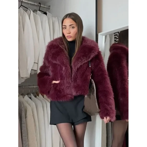 Chaqueta corta de piel sintética esponjosa para mujer, abrigo elegante de felpa de manga larga con solapa, color rojo burdeos, ropa informal corta cálida para mujer