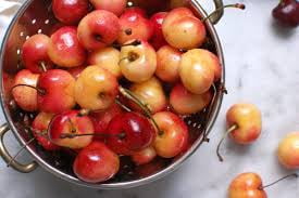 Fresh Sweet Rainier Cherries, 1.25 LB Bag