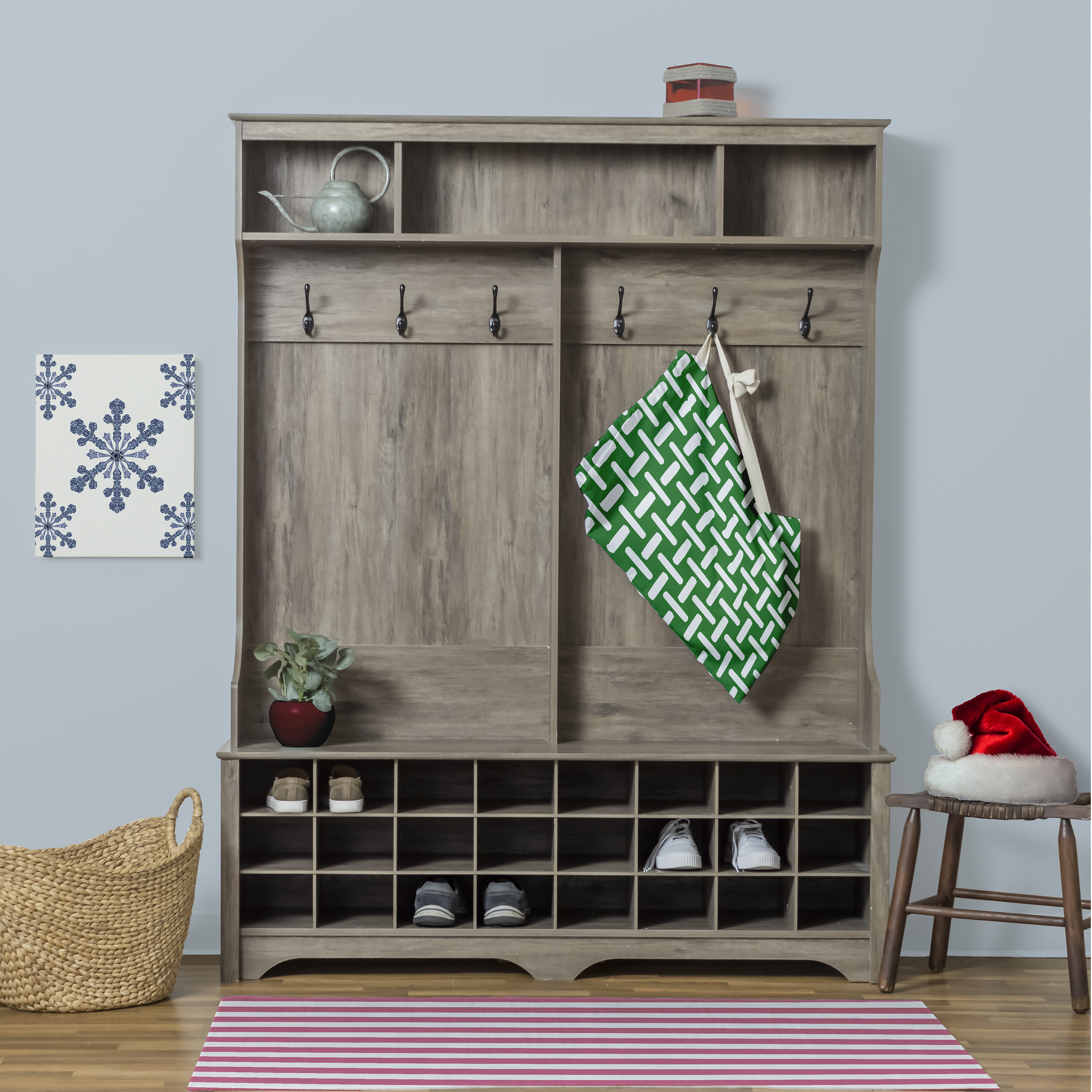 Simply Daisy Geometric 18 x 29 in Green Laundry Bag