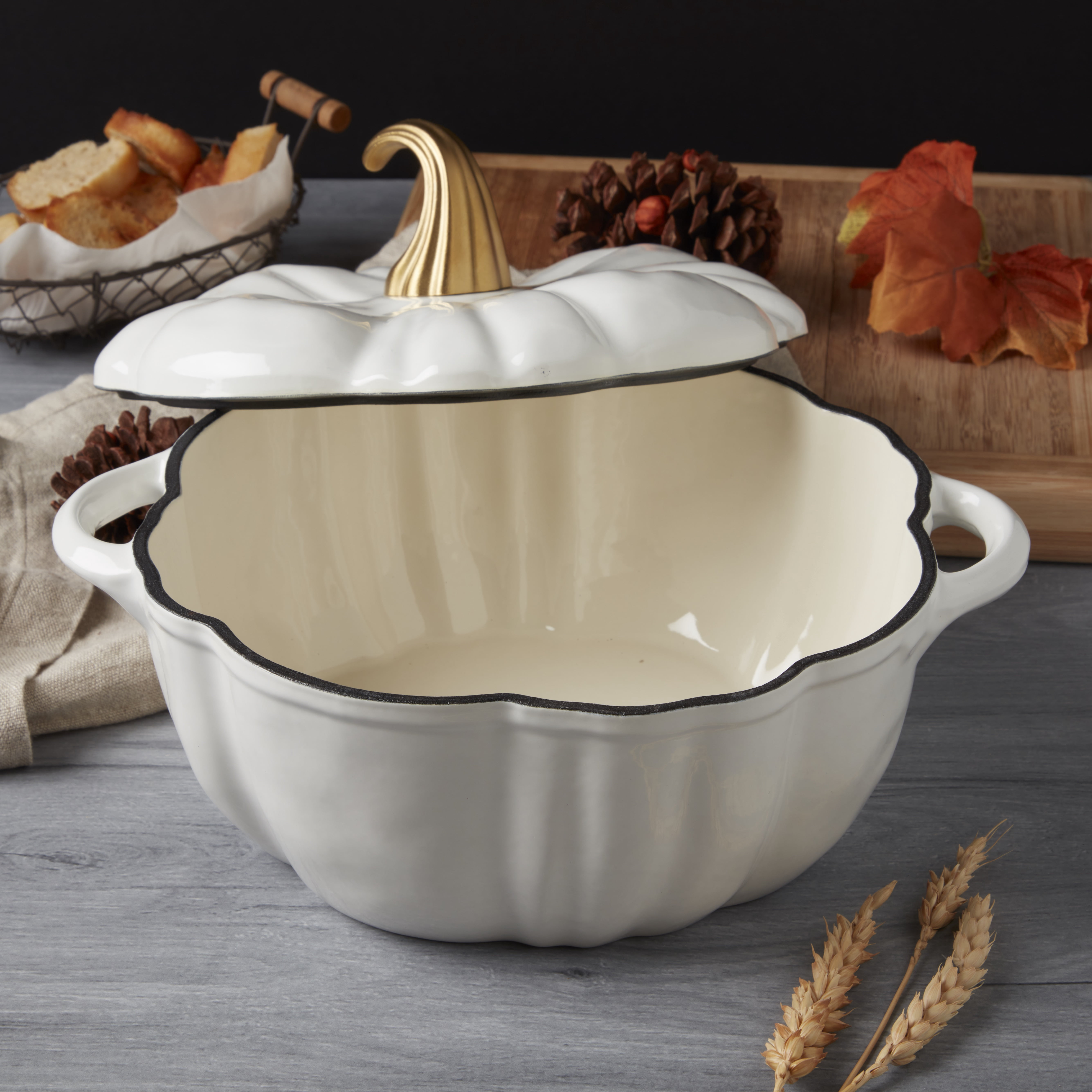 Smith & Clark 4 Quart Pumpkin Enameled Cast Iron Dutch Oven Casserole Pot with Lid, White