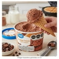 thumbnail image 3 of Helado de Leche Great Value sabor chocolate con caramelo blando y trocitos de mantequilla de cacahuate 1.4 l, 3 of 4