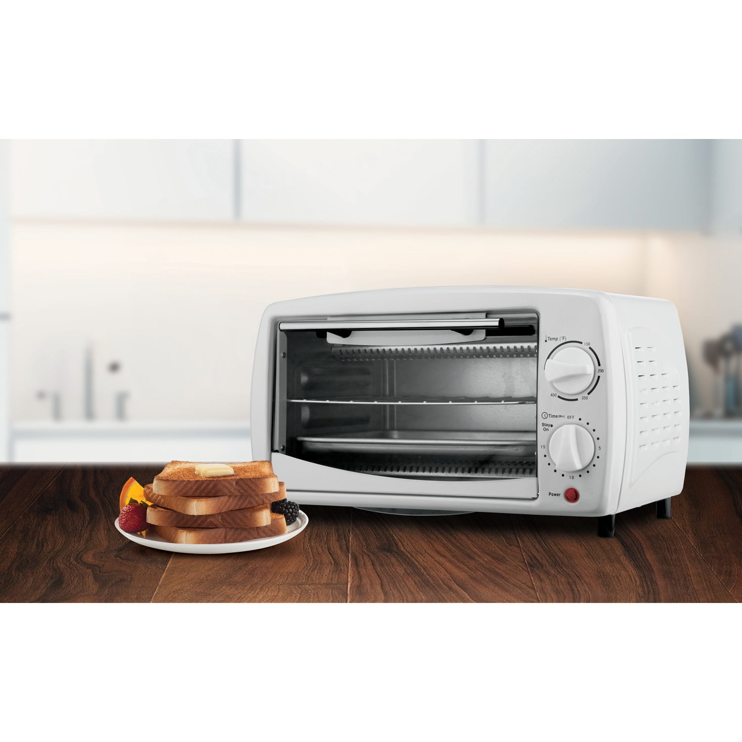 Brentwood TS-345W Stainless Steel 4 Slice Toaster Oven, White