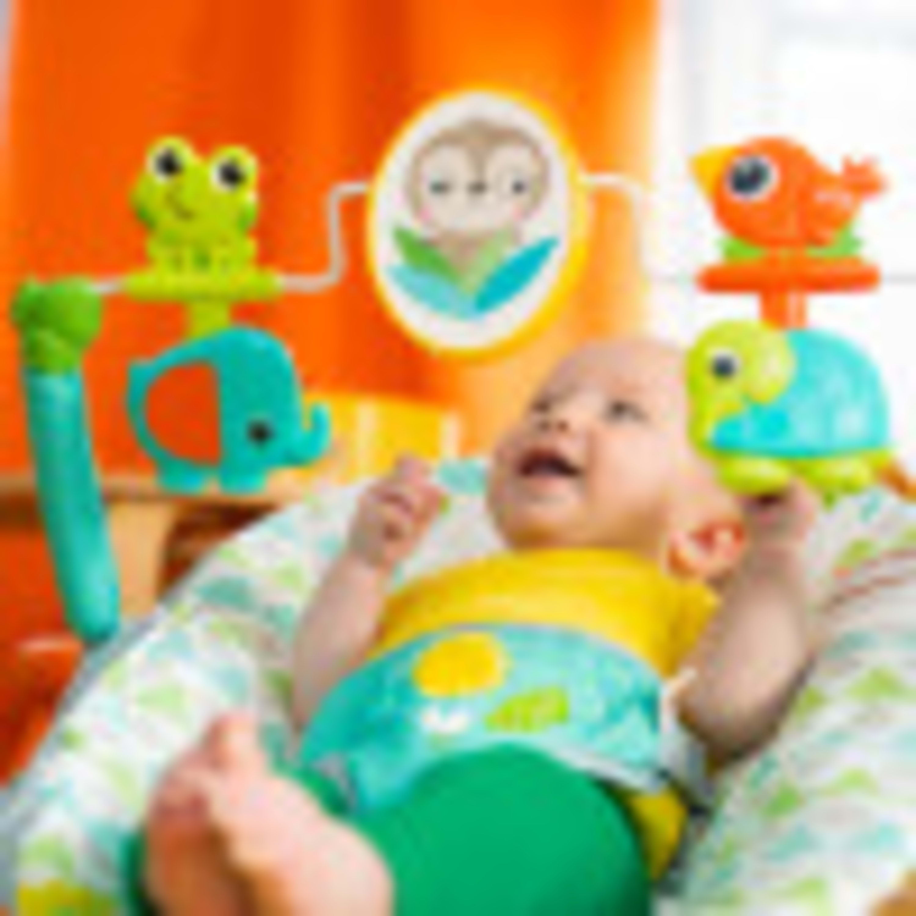 Bright Starts Spinnin’ Safari Vibrating Baby Bouncer Seat with Toy Bar, For Infants Ages 0-6 Months (Unisex)