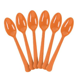 Plastic Spoons in Disposable Tableware