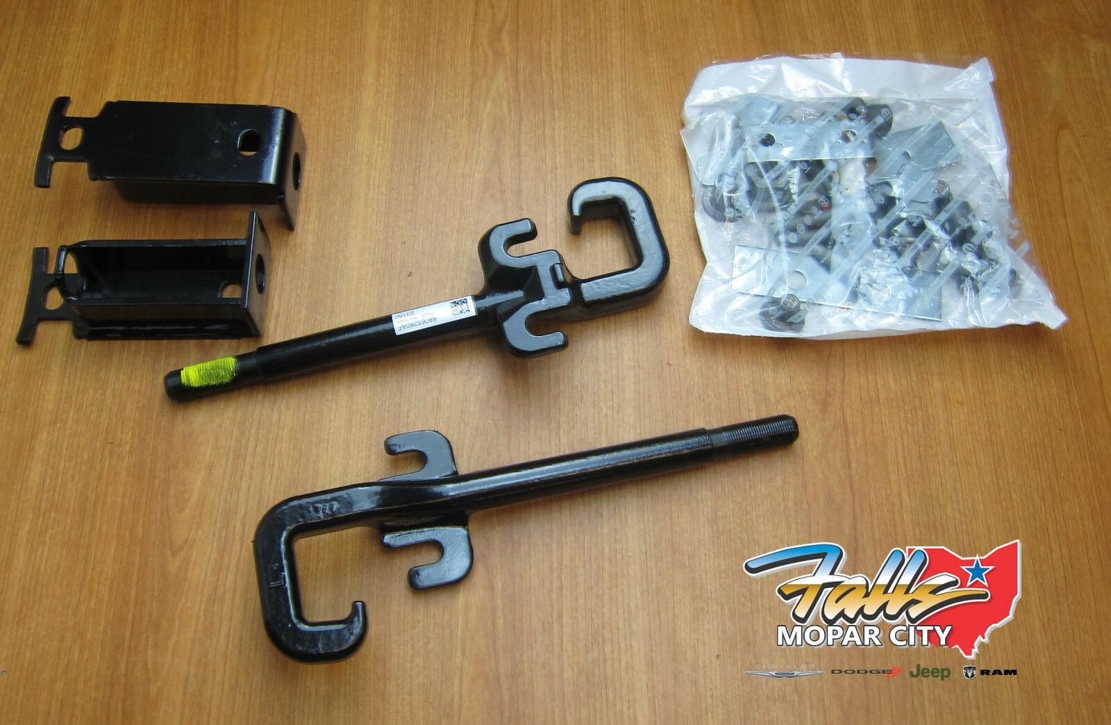 20142018 Jeep Grand Cherokee Front Tow Hook Set and Hardware Mopar OEM