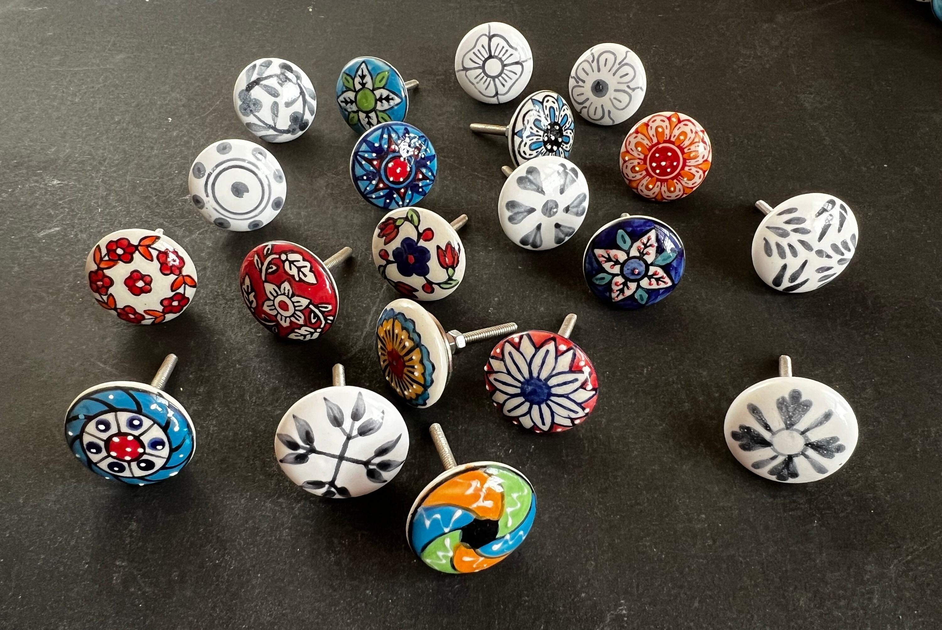 25-Pack Designer Ceramic Knobs for Furniture | Easy-to-Install Cabinet Pulls | Includes Hardware