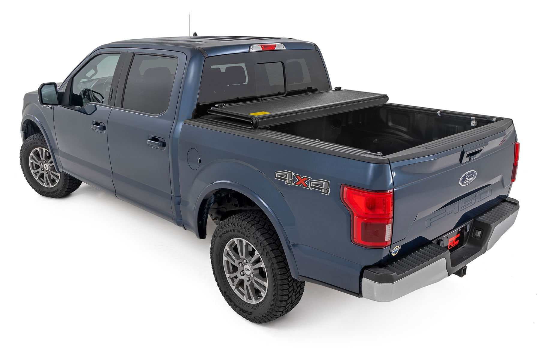 Rough Country Low Profile Bed Cover for 2021-2026 Ford F-150 | 5'7" - 47221550B