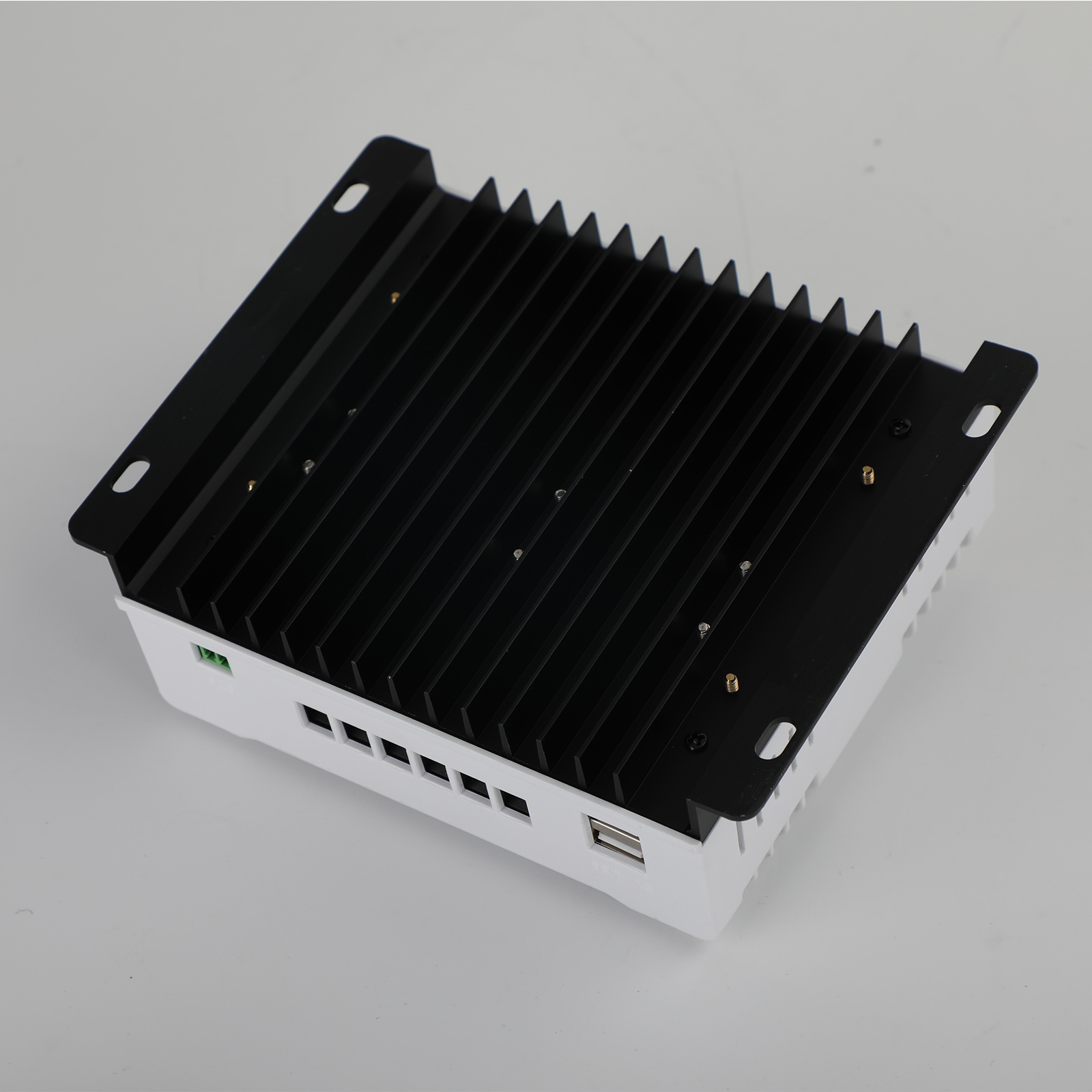 PWM 60A 12V 24V 48V Solar Charge Controller For Lifepo4 Lead Acid Gel Battery