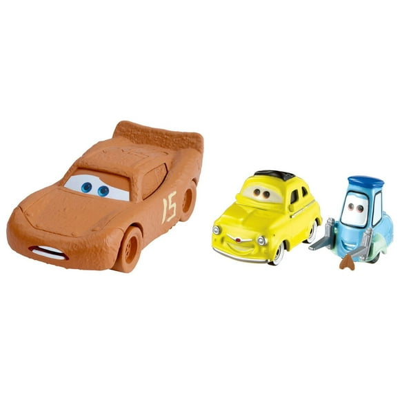 Disney/Pixar Les Bagnoles 3 – Coffret de 2 véhicules en métal moulé sous pression – Flash McQueen jouant Chester Whipplefilter, Luigi et Guido avec tissu