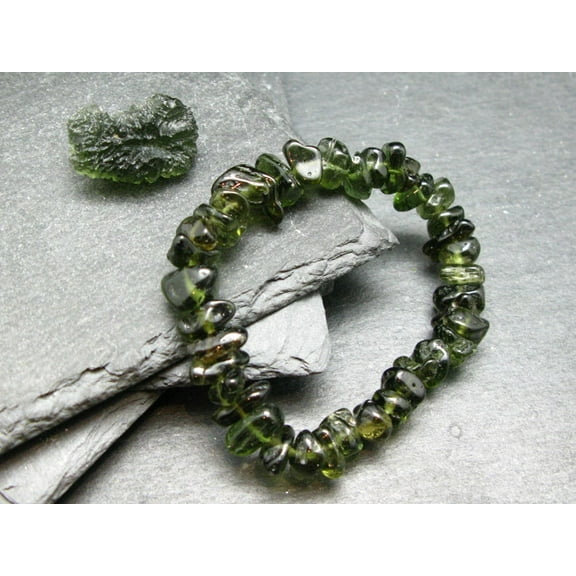 Natural Moldavite 6-9mm Tumble Shape Smooth Cut Beads Stretchable Bracelet for Men & Women.