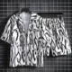 thumbnail image 4 of Conjuntos de camisas para hombre, conjuntos de playa blancos, conjunto de 2 piezas, conjunto coreano de dos camisetas, pantalones cortos, trajes para hombre, elegantes, 5xl, elásticos, sueltos, fresco, 4 of 4