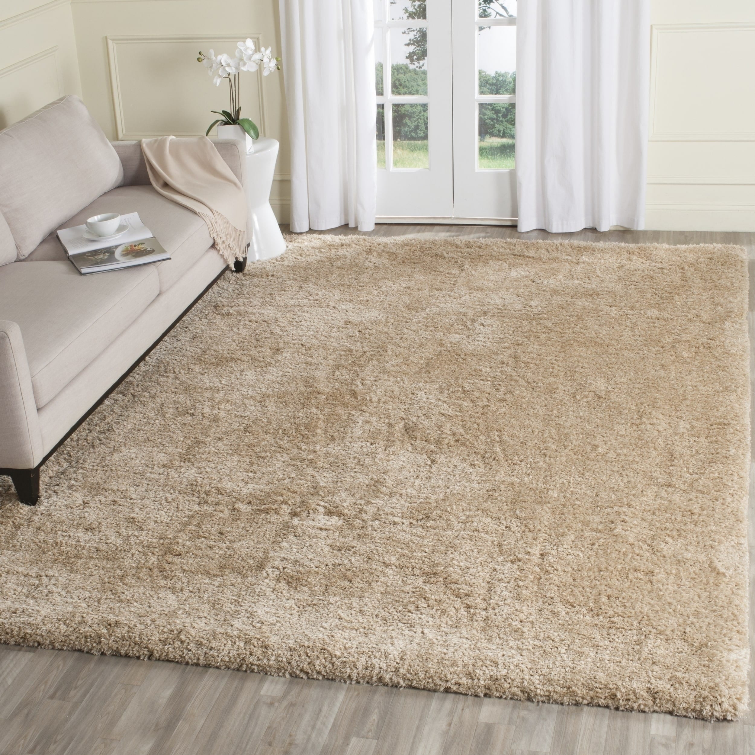 SAFAVIEH Supreme Charlton Solid Plush Polyester Shag Area Rug, Beige, 4' x 6'