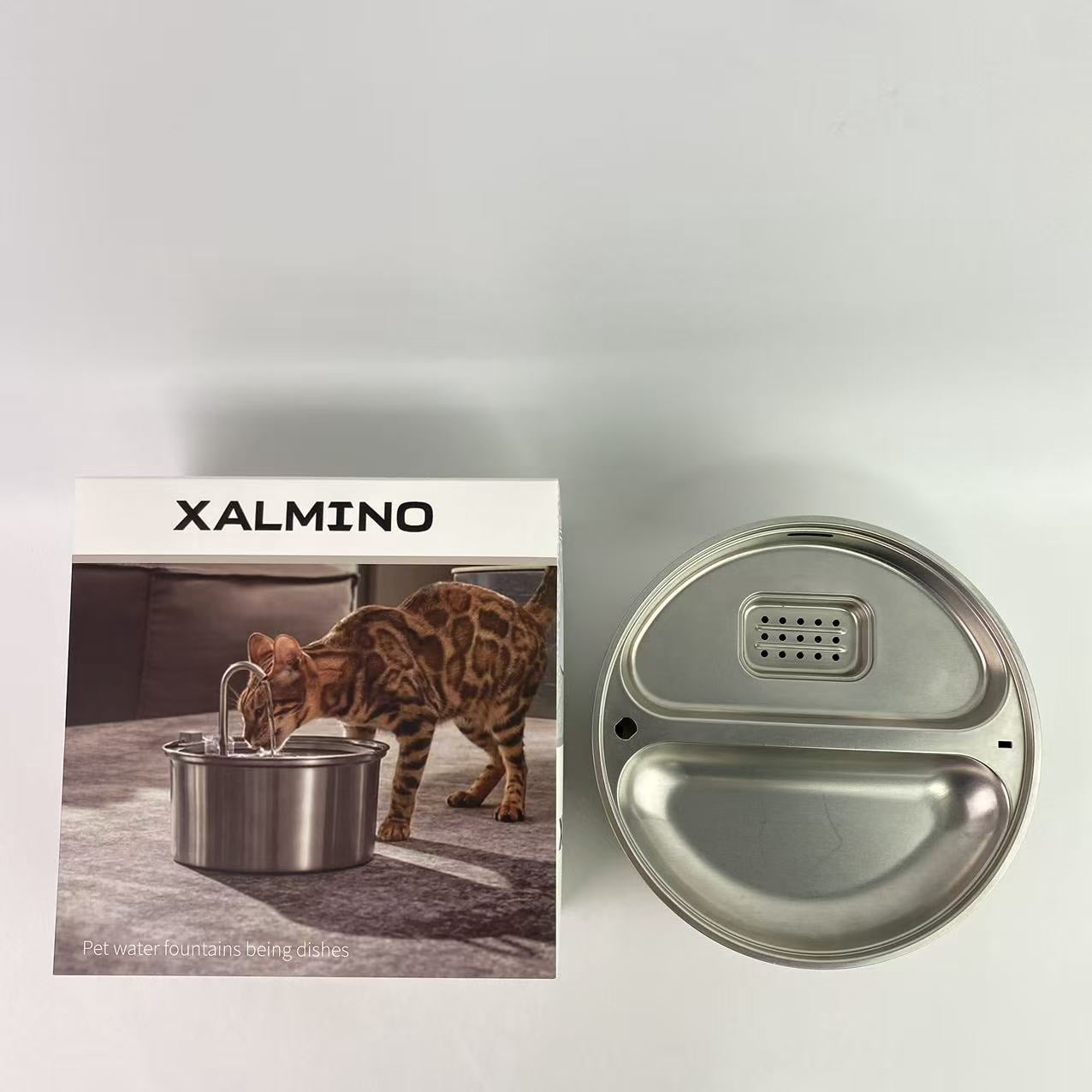 Xalmino Pet water fountains being dishes,Stainless Steel Cat Water Fountain, 85oz/2.5L Pet Water Fountain with Water Level Window, Ultra Quiet Pump, Dishwasher-Safe Design for Cats, Dogs and Pets
