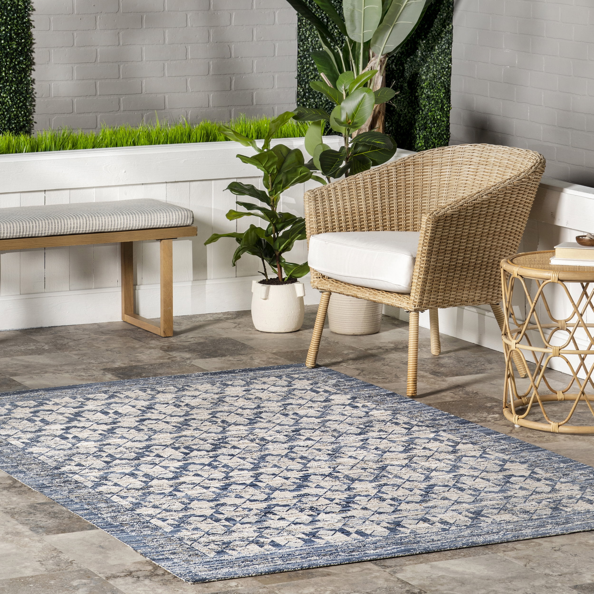 nuLOOM Chaya Geometric Machine Washable Indoor/Outdoor Area Rug, 2' x 8