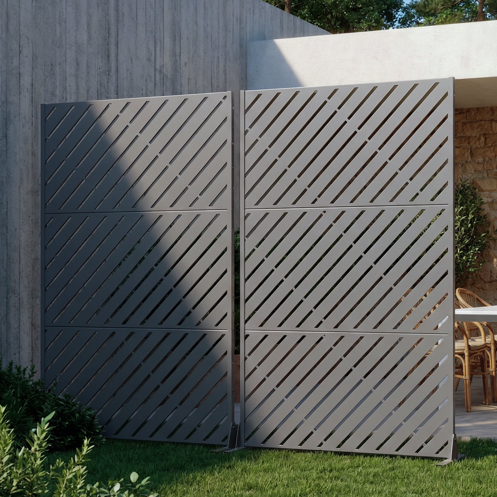 Outdoor Metal Privacy Screen