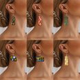 thumbnail image 4 of Pendientes verdes digitales de estilo banquete creativo de joyería navideña, pendientes de regalo de Año Nuevo para mujer, elementos de letras/números/texto, 4 of 6