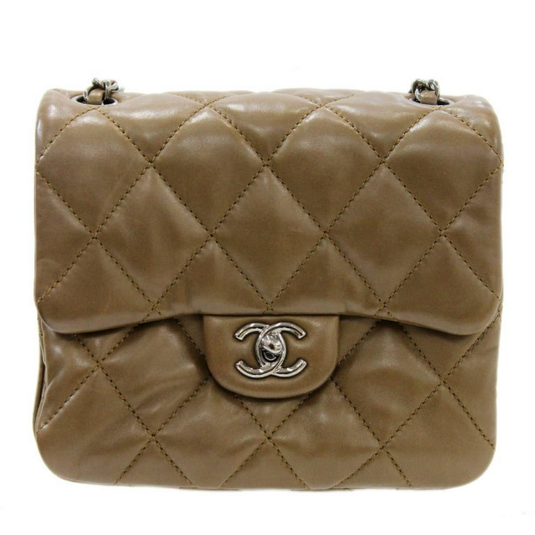 used Pre-owned Chanel Chanel Chain Shoulder Bag Matelasse Dark Brown 15357745 (Good), Adult Unisex, Size: (HxWxD): 16cm x 19cm x 7cm / 6.29'' x 7.48