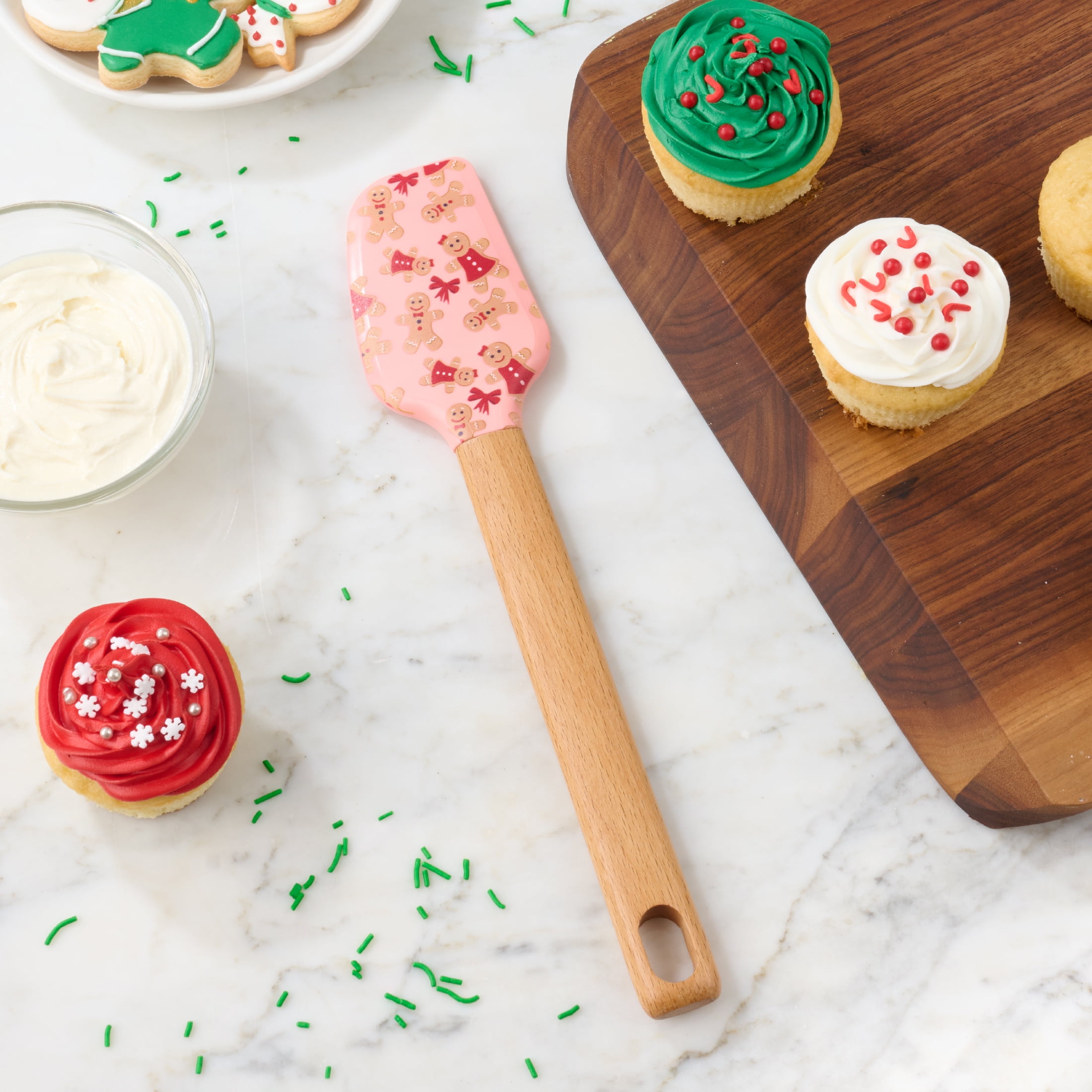 Holiday Time Silicone and Beechwood Spatula, Gingerbread Cookies, Pink