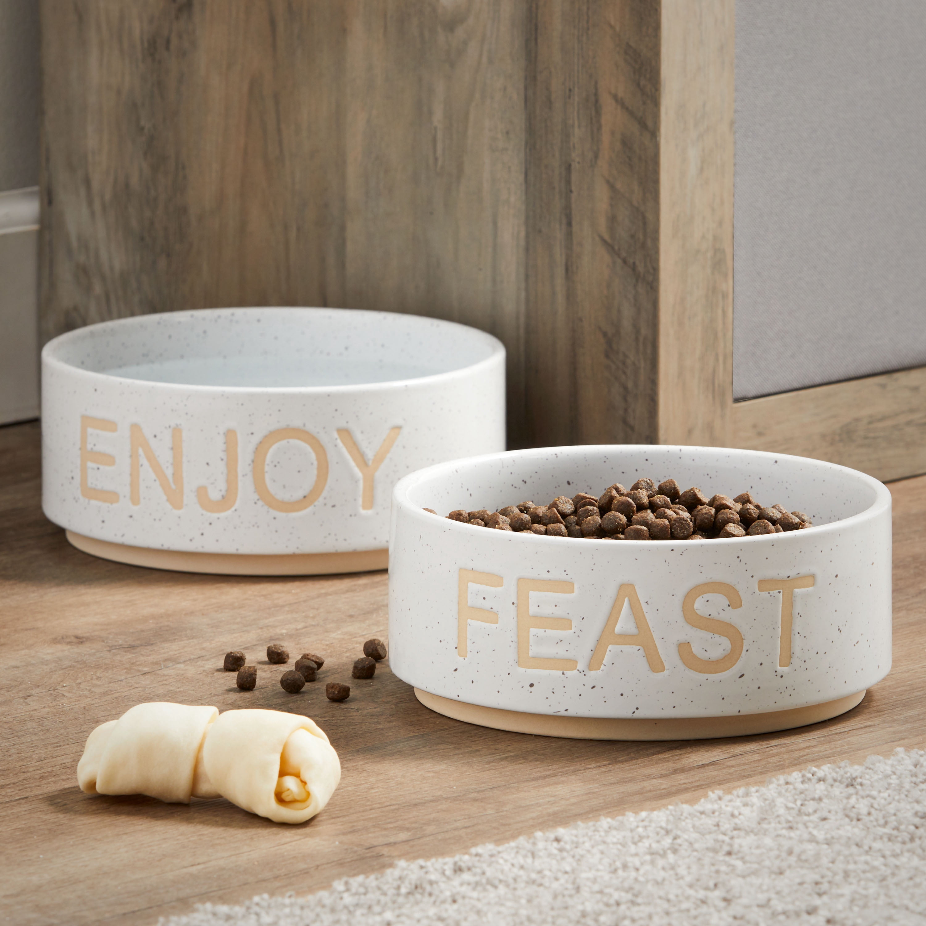 Vibrant Life Large Ceramic Dog Bowls, White, Set of 2