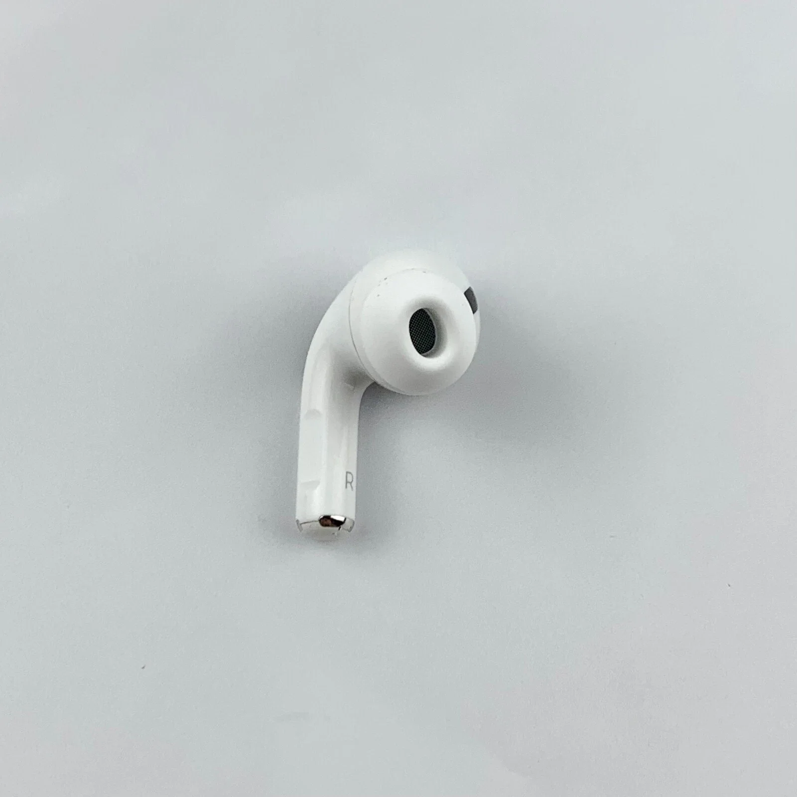 A-p-p-l-e AirPods Pro 2nd Gen Genuine Replacement Right Lightning