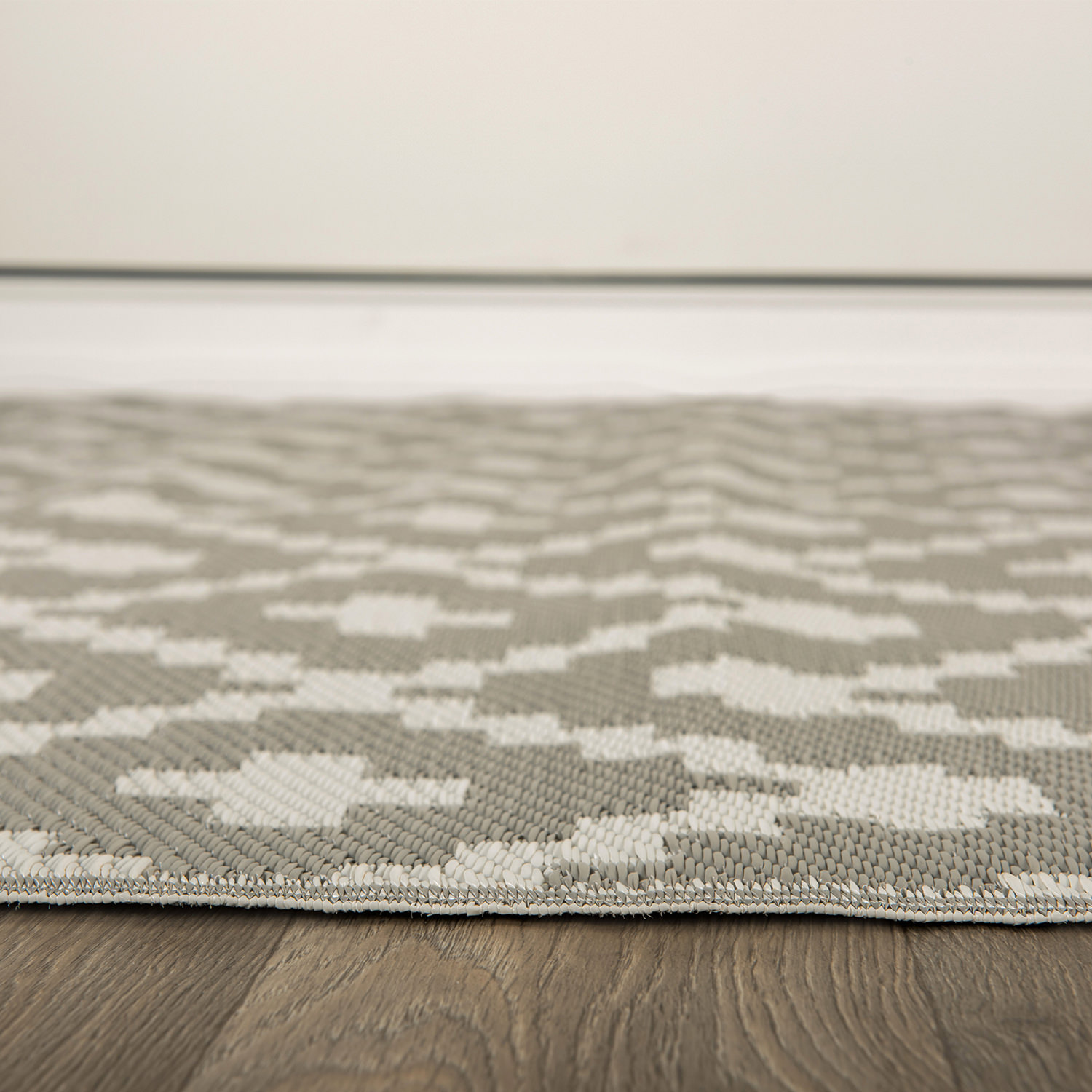 World Rug Gallery Trellis Geometric Reversible Plastic Indoor and Outdoor Picnic Mat, Camping Rug, RV Rug - GRAY 5' X 7'