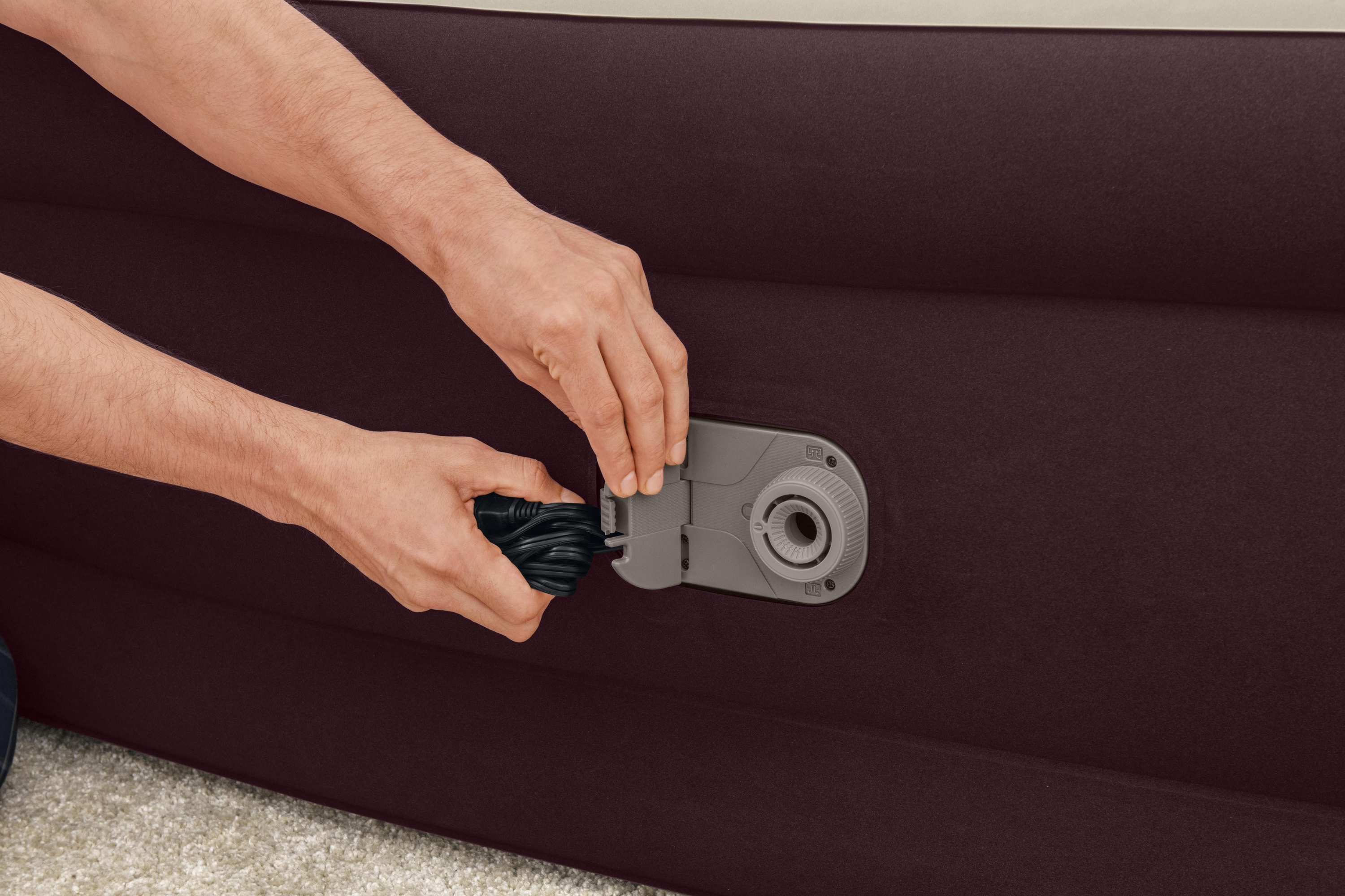 BESTWAY® MAROON TRITECH AIR MATTRESS QUEEN 20″ WITH BUILT-IN AC PUMP