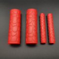 thumbnail image 3 of Rojo - Fundas para Manillar 2 Pares Puños de Freno Universales para Manillar de Motocicleta Fundas Protectoras de Goma Suave para Manijas de Freno Fundas de Silicona Cómodas, duraderas y fáciles de usar. JM, 3 of 3