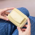 thumbnail image 4 of Monedero de piel RFID para mujer, estilo japonés, minitarjetero con ranuras para varias tarjetas, monedero con cremallera, gran capacidad, 4 of 6