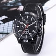 thumbnail image 2 of Relojes casuales clásicos de silicona para hombre de la línea de automóviles de moda, 2 of 5
