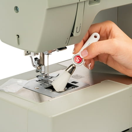SINGER Angled-Edge Lint Brush for Sewing Machines, White, 1 Ct.